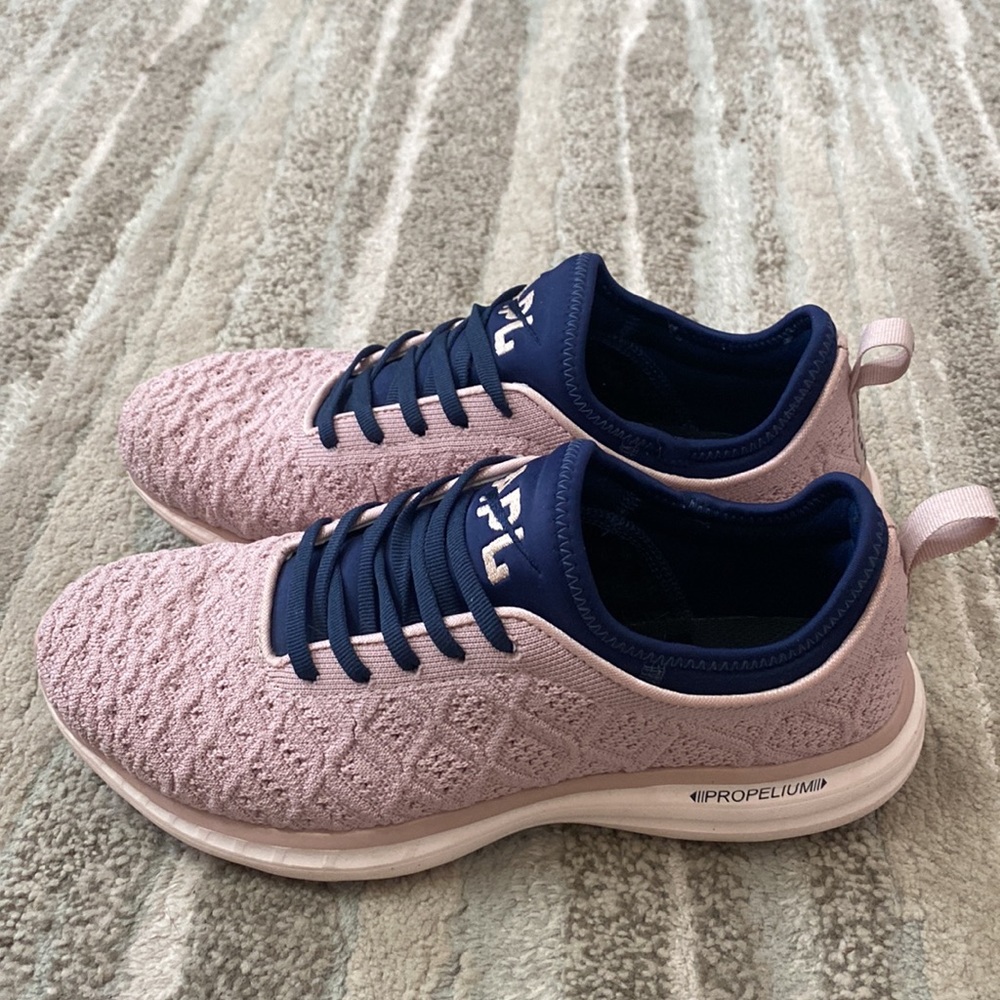 Apl Techloom Phantom, Size 8.5. - image 4